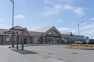 静内駅