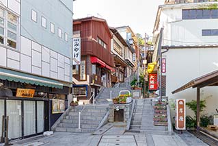이카호온천