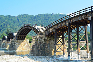 新岩国駅
