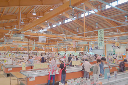 伊都菜彩の店内