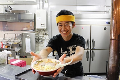 工房 加藤らーめんの店長