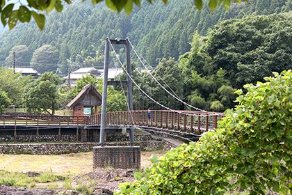 ジャンボ吊り橋