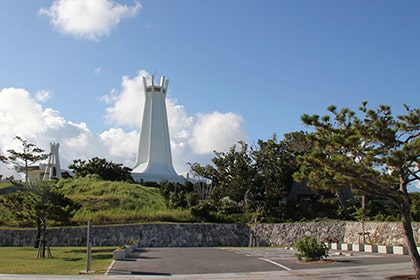 沖縄平和祈念堂