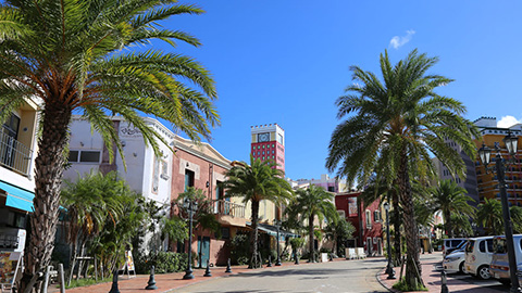 夜景を満喫する中部ナイトドライブ～北谷から沖縄市へ、光あふれるエキゾチックタウンを行く～