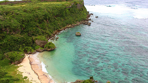 2度目の沖縄はちょっとディープに！～車で渡れる離島めぐりで奥深い沖縄に出会う～