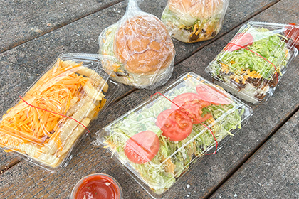 キングタコス与勝店